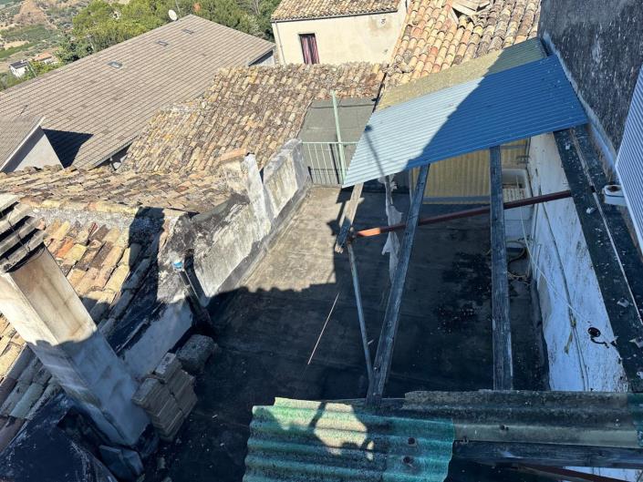 Image No.19-2 Bed Property for sale