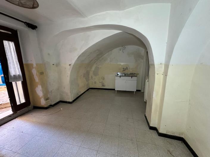 Image No.26-2 Bed Property for sale