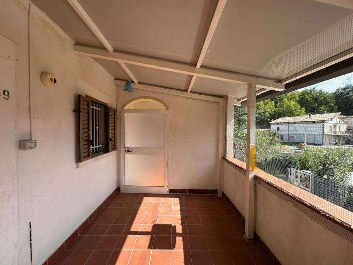 Image No.10-3 Bed Semi-Detached for sale