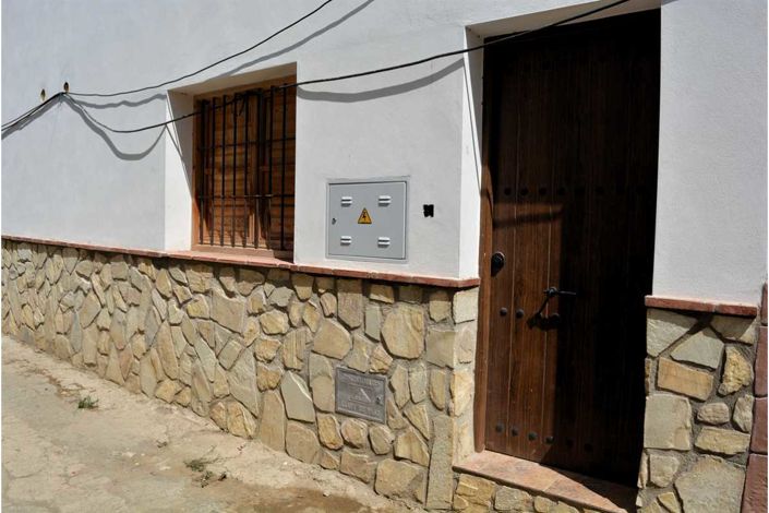 Image No.9-4 Bed Village House for sale