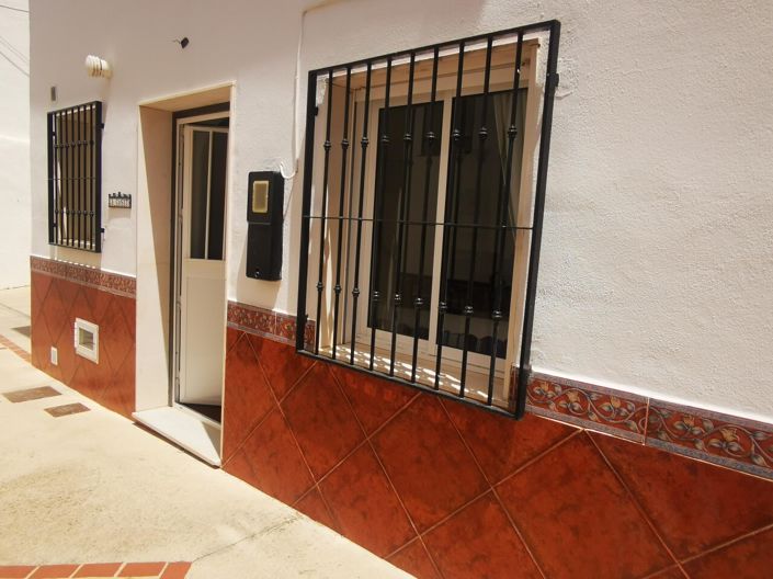 Image No.9-1 Bed Village House for sale