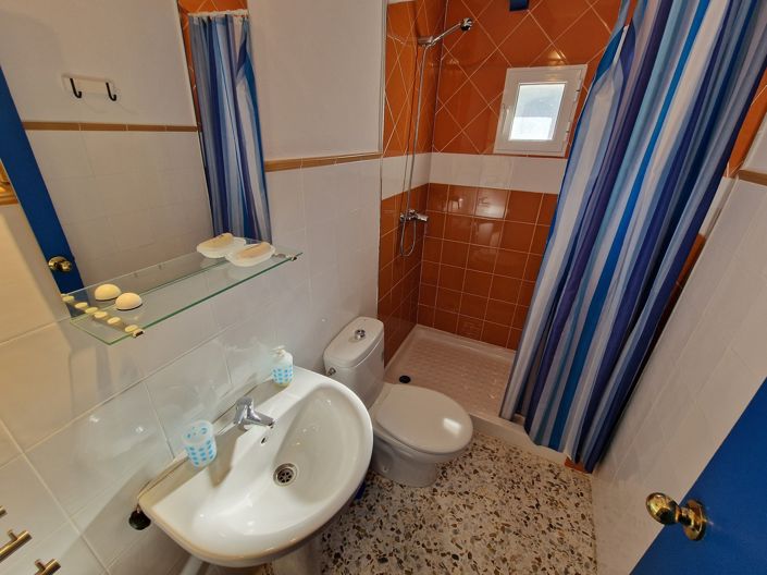 Image No.28-3 Bed Villa for sale