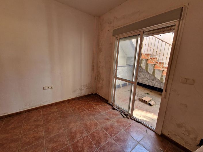 Image No.21-6 Bed Villa for sale