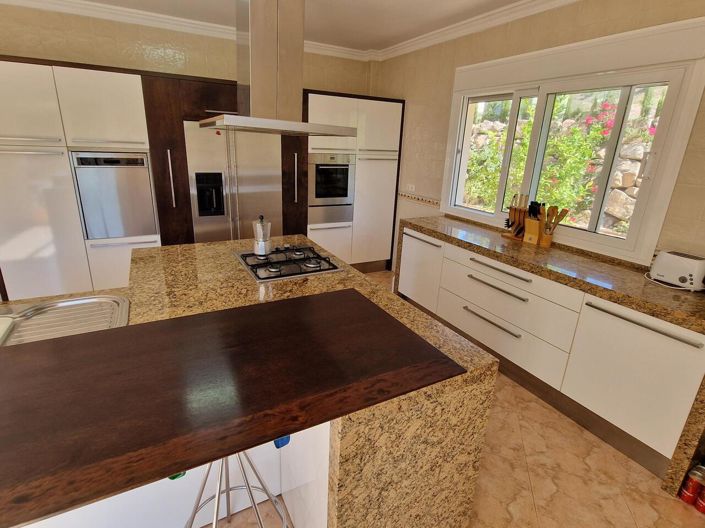 Image No.32-4 Bed Villa for sale