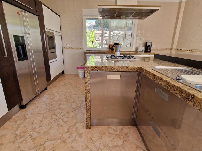 Image No.34-4 Bed Villa for sale