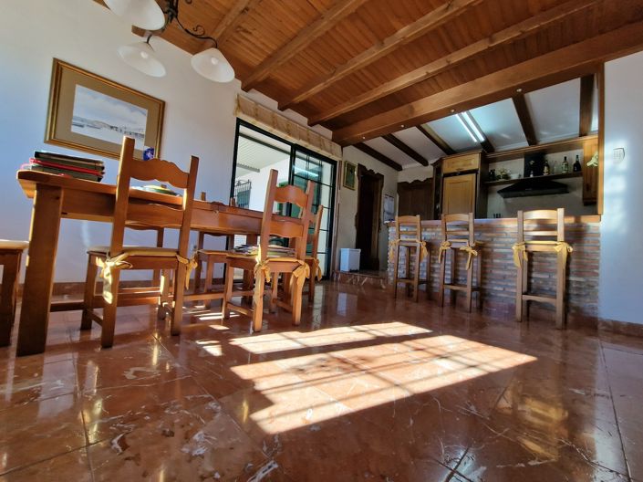 Image No.31-6 Bed Villa for sale