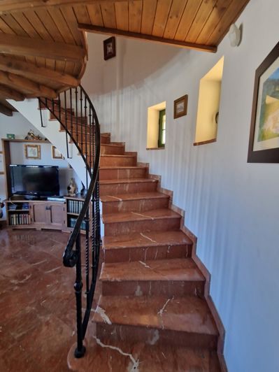 Image No.42-6 Bed Villa for sale