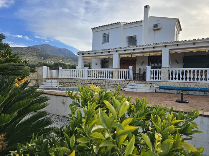 Image No.15-4 Bed Villa for sale