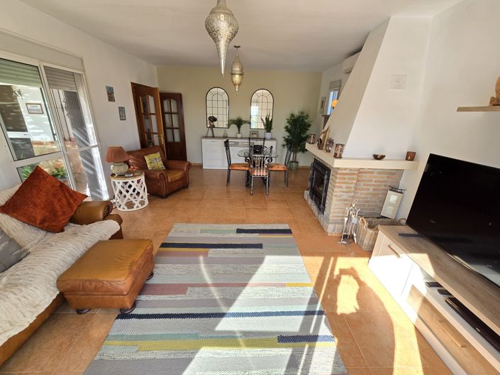 Image No.32-3 Bed Villa for sale