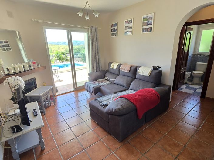 Image No.5-6 Bed Villa for sale