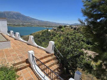 1362-villa-for-sale-in-vinuela-47192-large