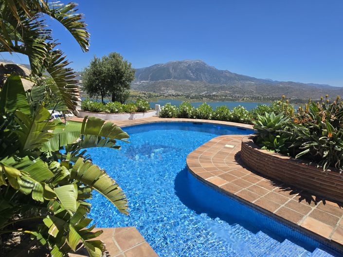 Image No.6-Villa de 4 chambres à vendre à Vinuela