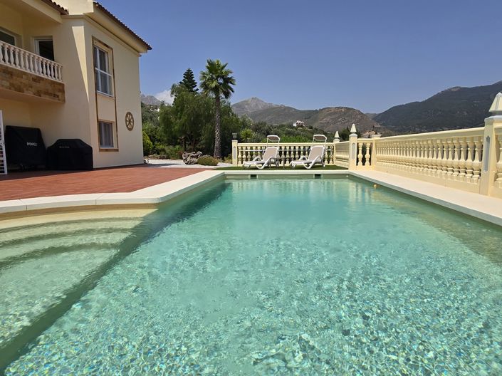 Image No.20-4 Bed Villa for sale