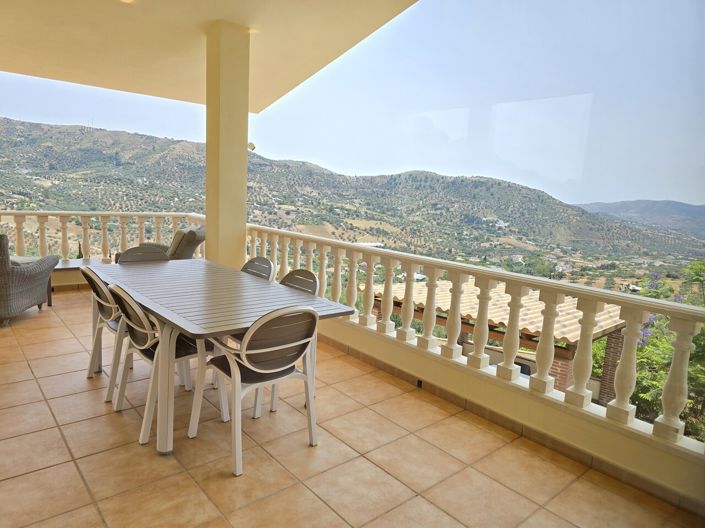 Image No.29-4 Bed Villa for sale