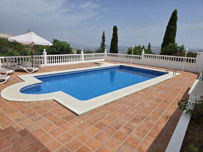 Image No.4-4 Bed Villa for sale
