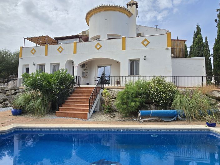 Image No.6-3 Bed Villa for sale