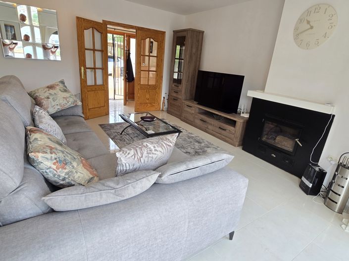 Image No.28-3 Bed Villa for sale