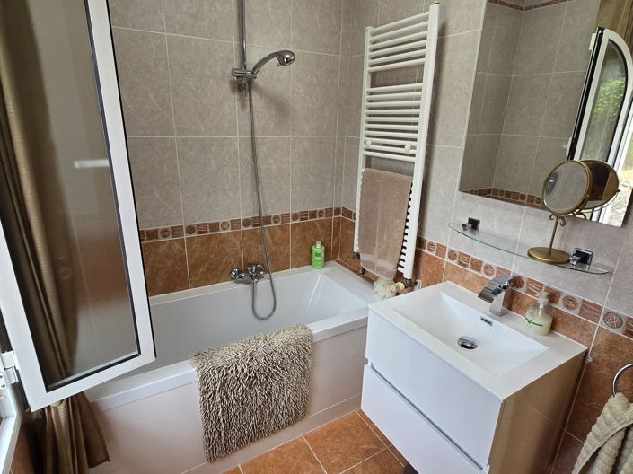 Image No.32-3 Bed Villa for sale