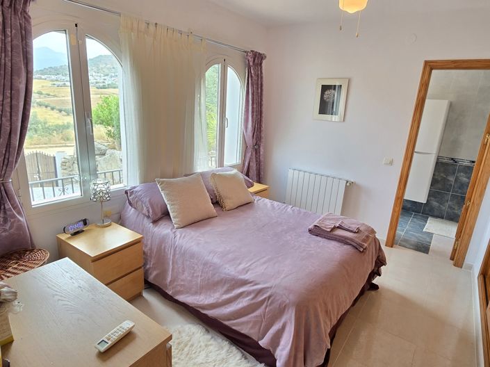 Image No.43-3 Bed Villa for sale