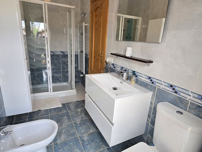 Image No.45-3 Bed Villa for sale