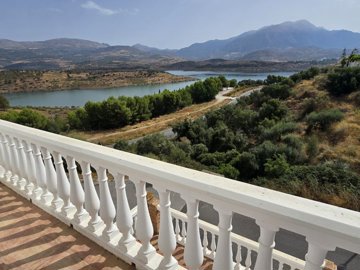 1375-villa-for-sale-in-vinuela-48300-large