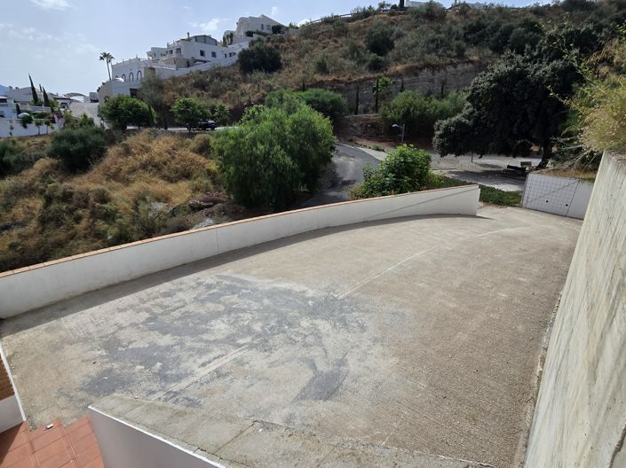 Image No.36-3 Bed Villa for sale