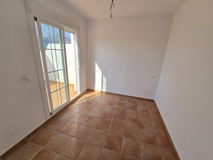 Image No.23-3 Bed Village House for sale