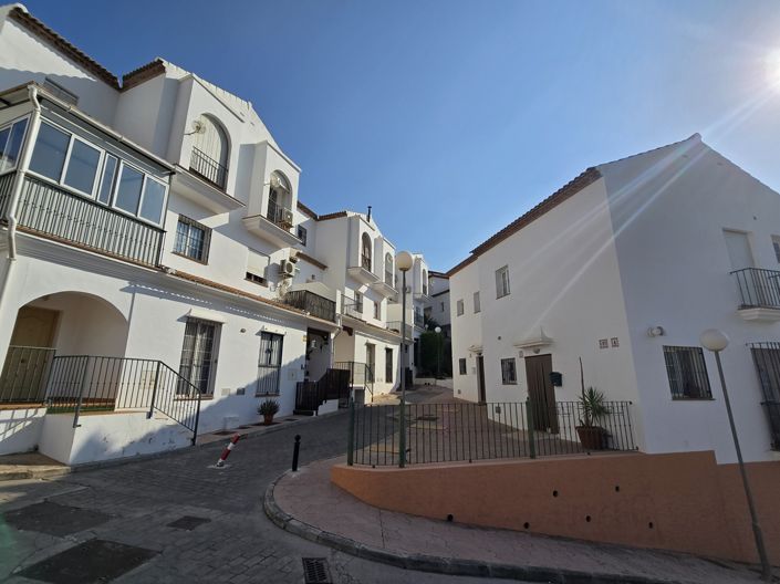 Image No.37-3 Bed Village House for sale