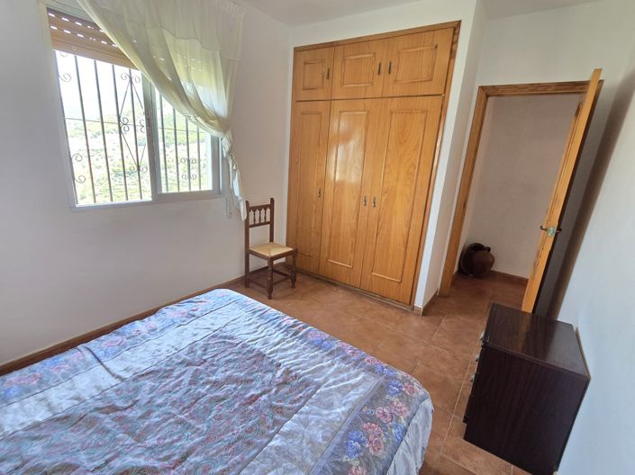 Image No.24-4 Bed Village House for sale