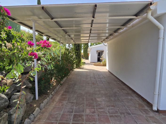 Image No.15-4 Bed Villa for sale