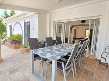 1382-villa-for-sale-in-vinuela-48648-large