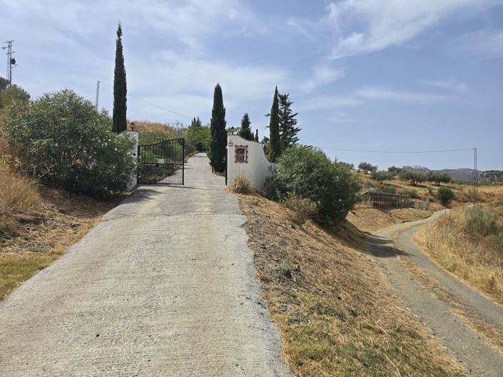 Image No.49-4 Bed Villa for sale