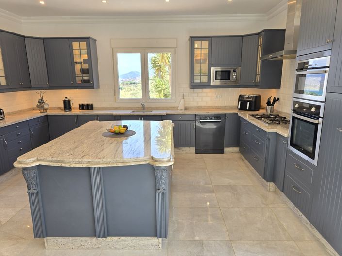 Image No.25-4 Bed Villa for sale