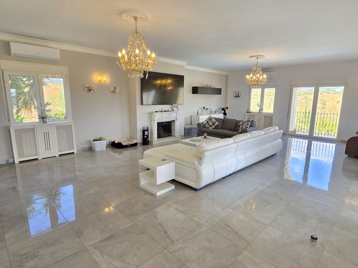 Image No.30-4 Bed Villa for sale