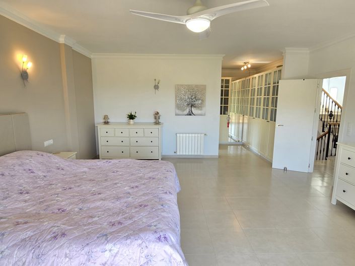 Image No.38-4 Bed Villa for sale