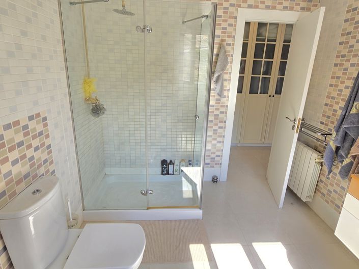 Image No.43-4 Bed Villa for sale