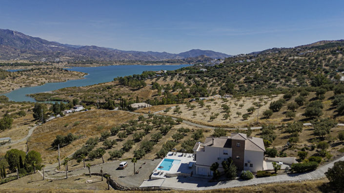 Image No.3-4 Bed Villa for sale