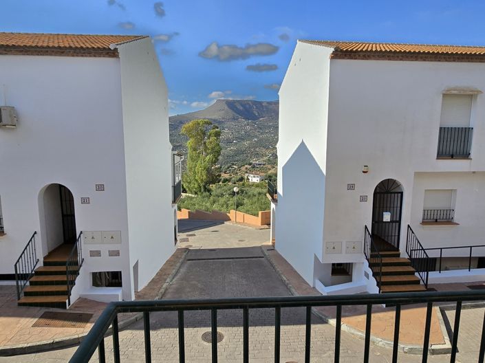 Image No.10-3 Bed Village House for sale