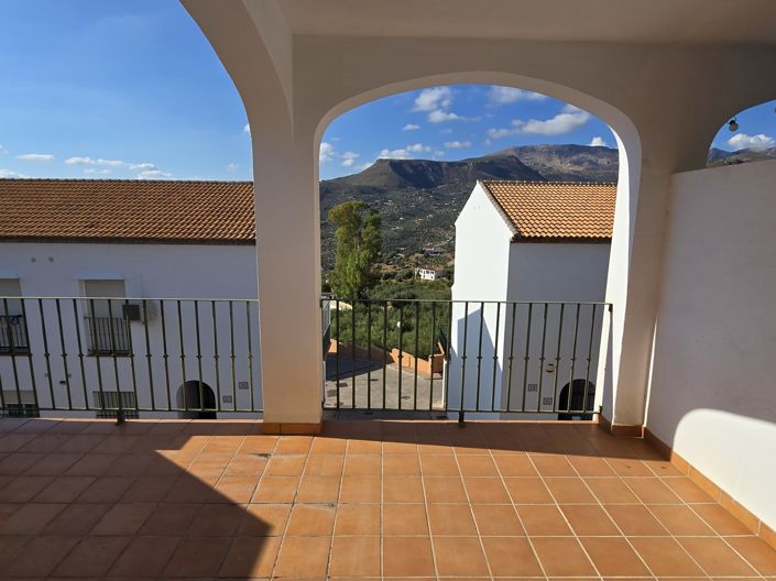 Image No.7-3 Bed Village House for sale