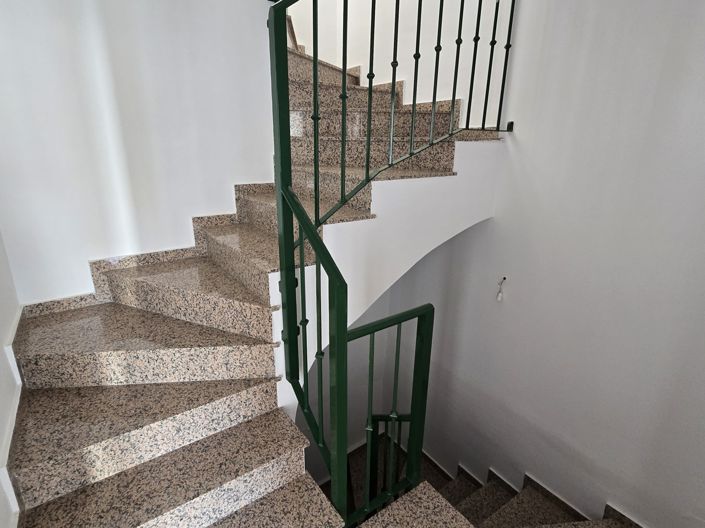 Image No.25-3 Bed Village House for sale