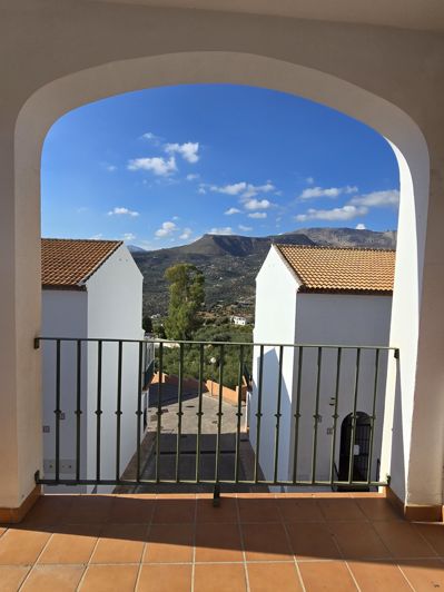 Image No.28-3 Bed Village House for sale