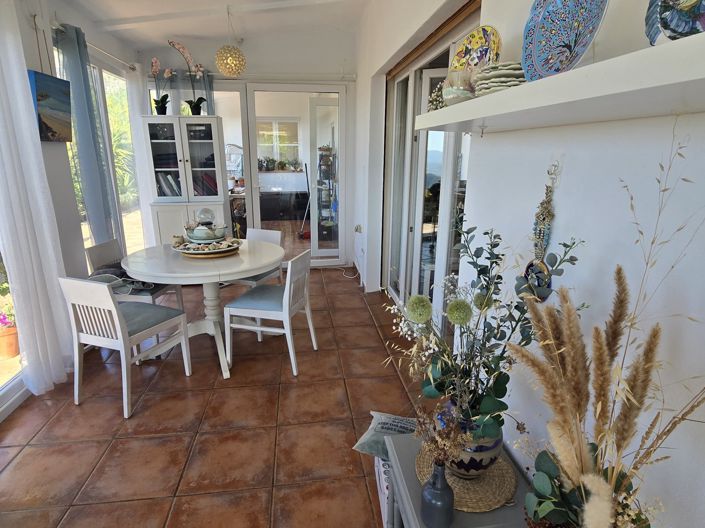 Image No.21-5 Bed Villa for sale