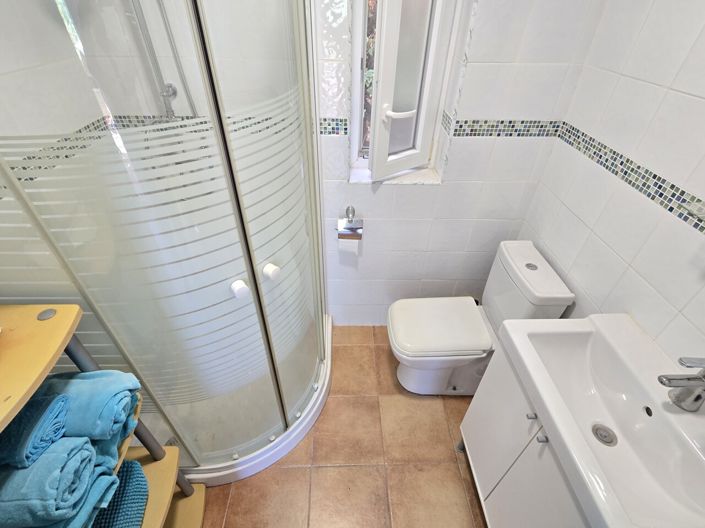 Image No.42-5 Bed Villa for sale