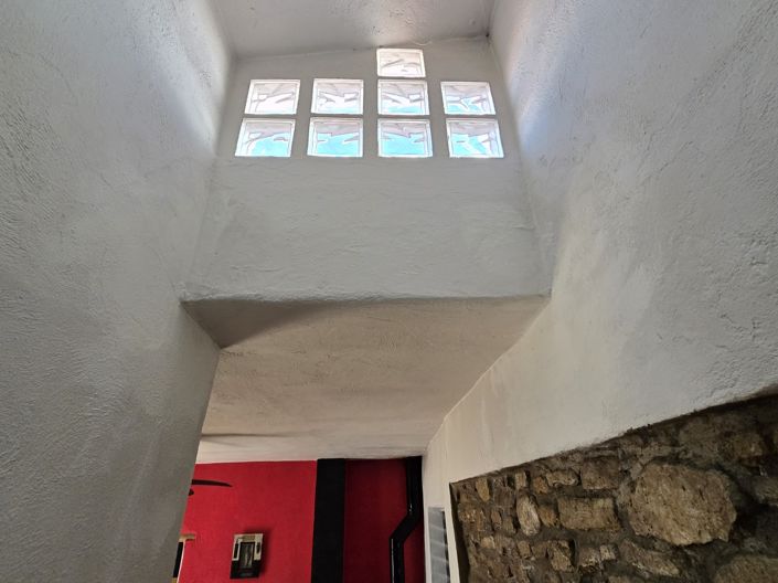 Image No.26-2 Bed Villa for sale