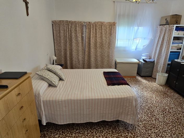 Image No.13-6 Bed Village House for sale