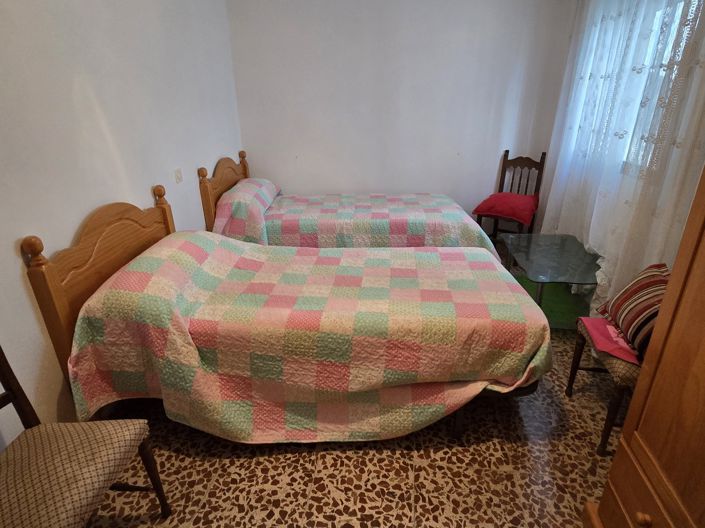 Image No.17-6 Bed Village House for sale