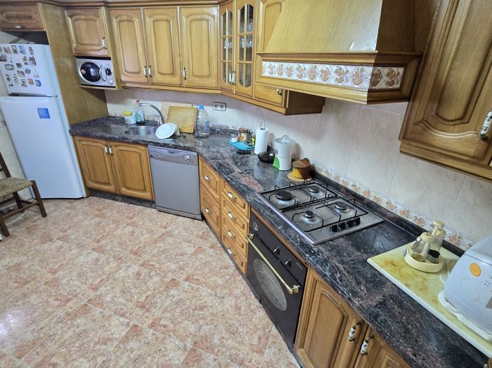 Image No.26-6 Bed Village House for sale