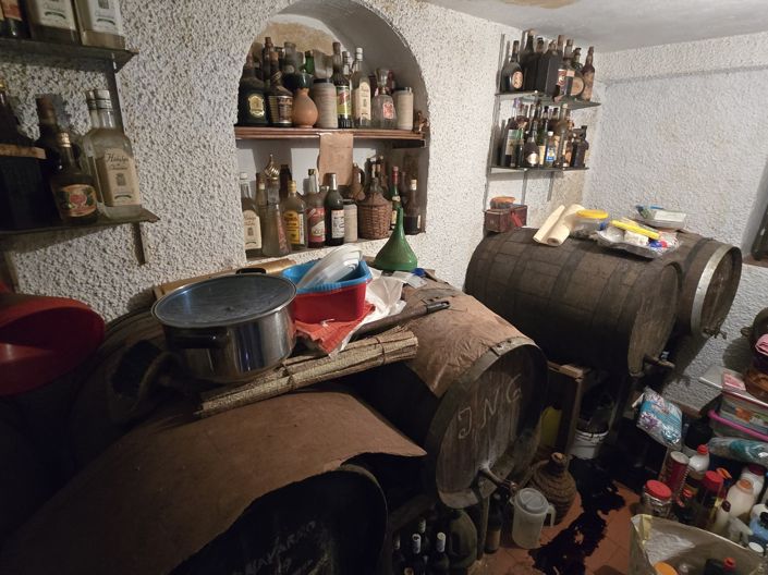 Image No.33-6 Bed Village House for sale