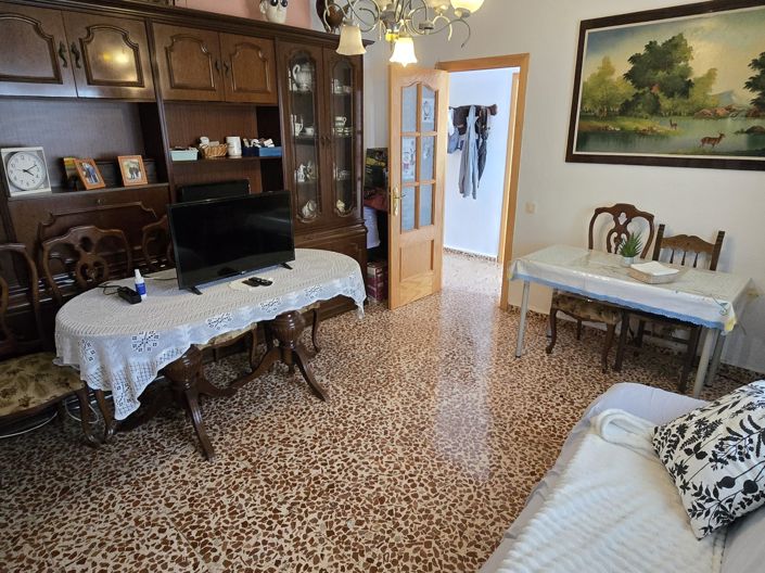 Image No.10-6 Bed Village House for sale