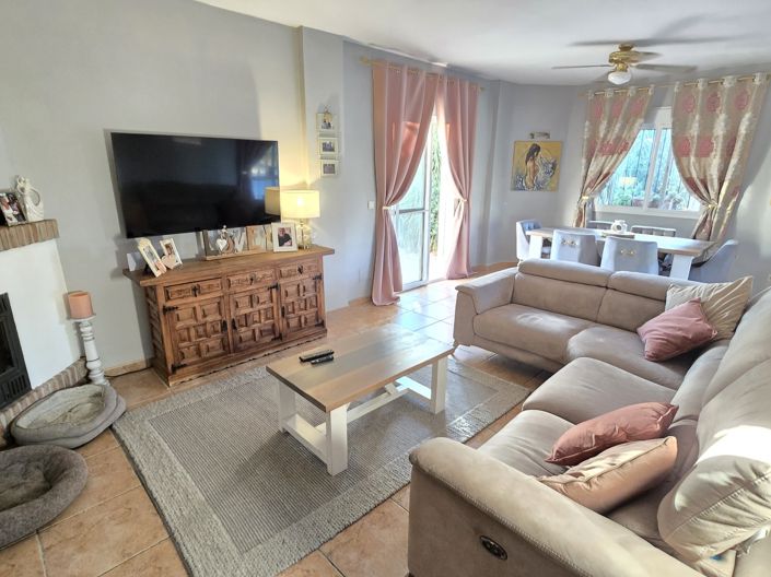 Image No.23-3 Bed Villa for sale